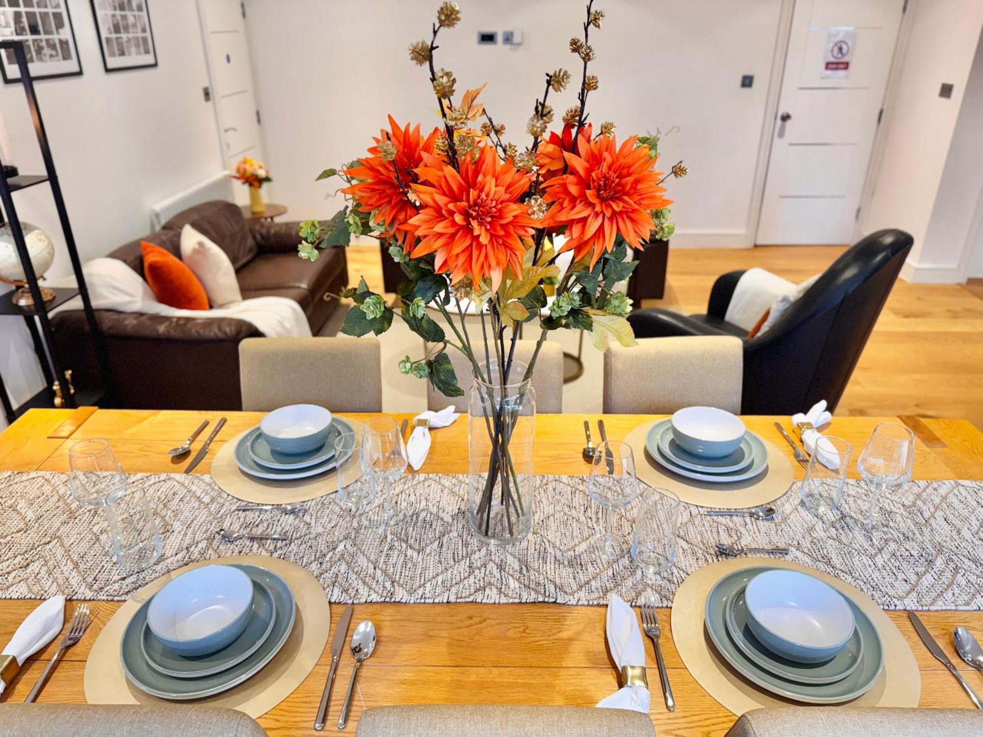 En-Suites With Free Parking 30Min To Central London Bagian luar foto