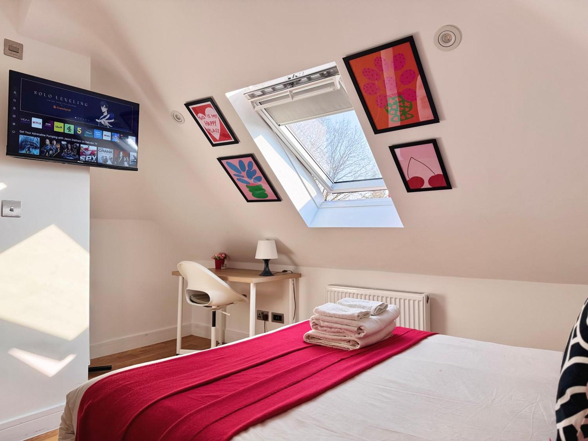 En-Suites With Free Parking 30Min To Central London Bagian luar foto